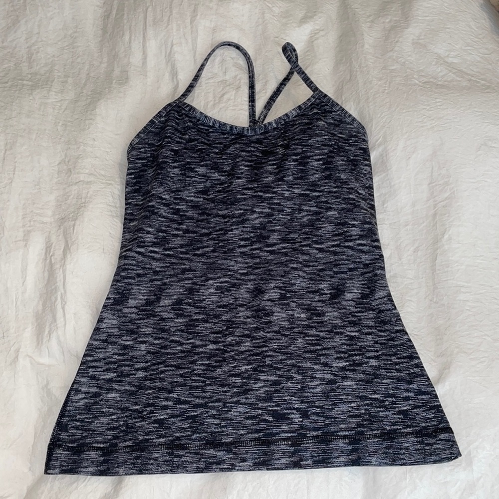 Lululemon tank top size 4
